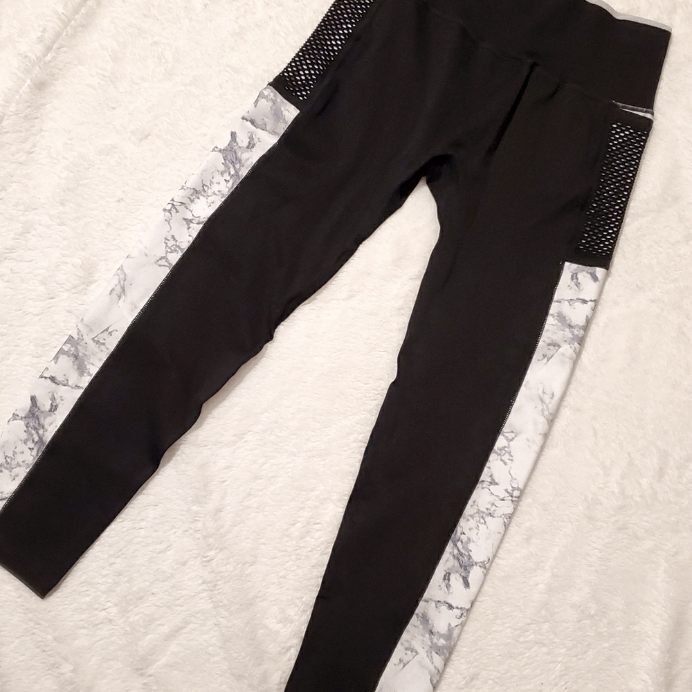 VS PINK Marble Ankle Leggings